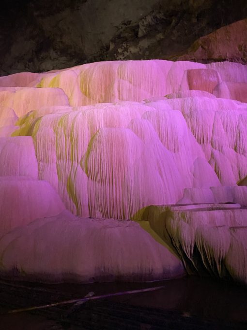 Lan's Cao Bang Ban Gioc waterfall in 2 nights 1 day