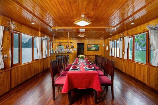 Sunlight Boutique Cruise 2 Days 1 Night at Lan Ha Bay