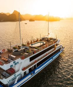 La Casta Daily Cruise thăm vịnh 8 tiếng 99-120 khách/1 tàu - Image 1