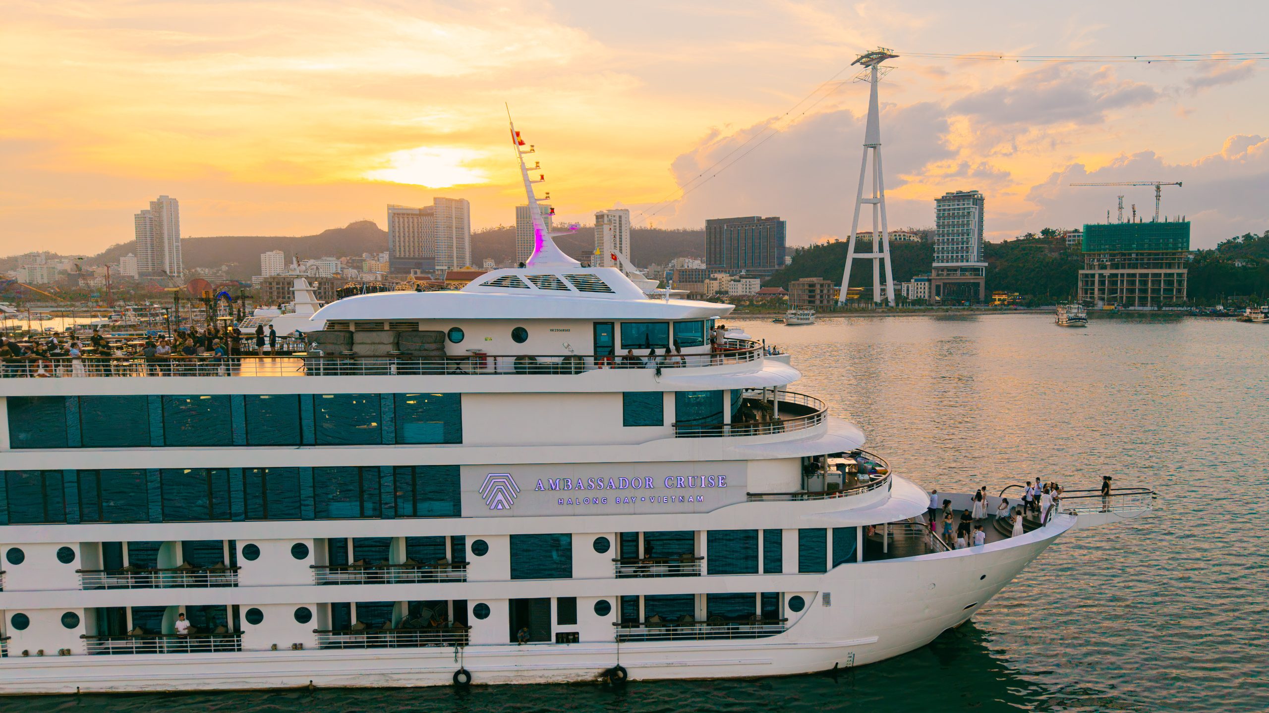 Ambassador Cruise I, Signature Hạ Long 2 ngày 1 đêm