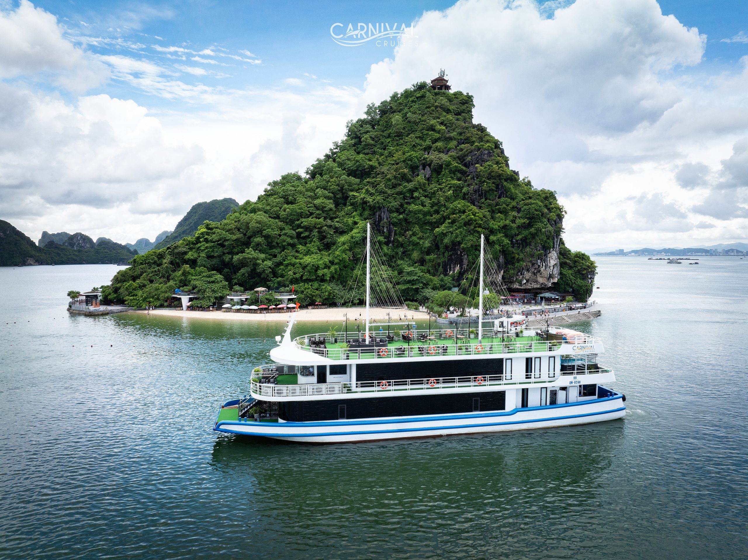 Carnival Cruise Hạ Long tàu ngày (7 tiếng)