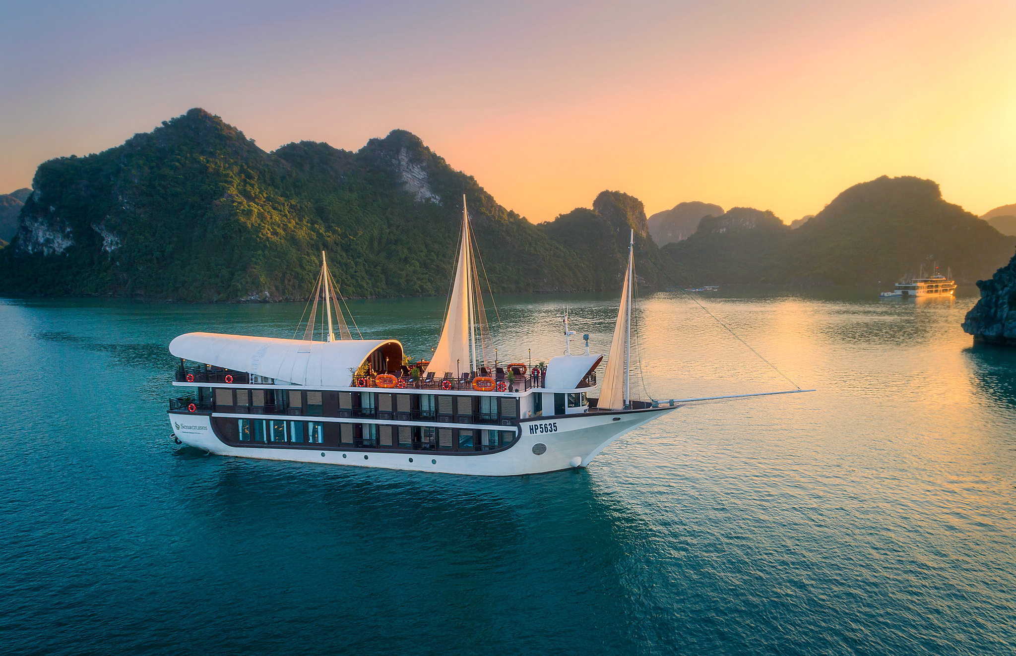Sena Cruise Hạ Long (3N2Đ)