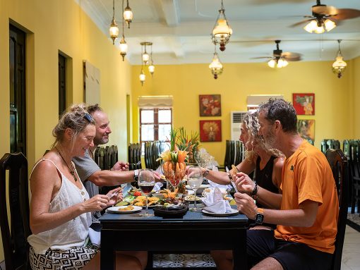 Excursion Hoa Lư Tràng An Hang Múa Ninh Bình (1Day)