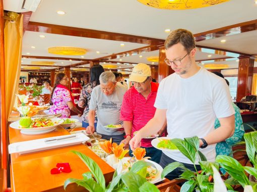 Crown Legend Cruise Hạ Long (3N2Đ)