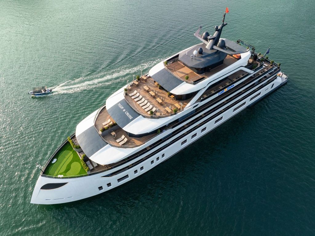 Tulip Cruise 43 cabin  5* Lan Hạ (3N2Đ)