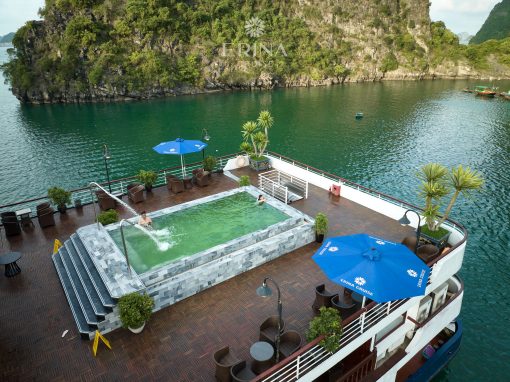 Erina Cruise 32 cabin 5* Lan Hạ (2N1Đ)
