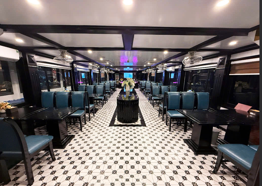 Gat Alova Premium Thăm Vịnh Hạ Long (6 tiếng)