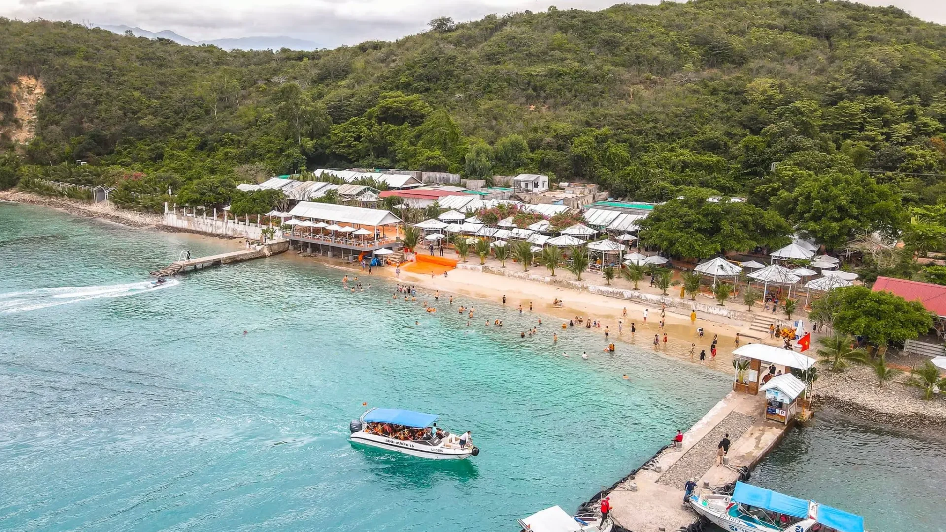 Tour Du Ngoạn Vịnh Nha Trang - Nemo Trip (1N)