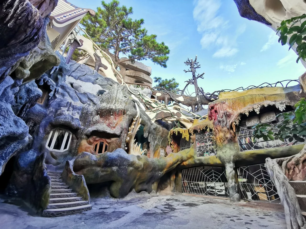 Tour Suối Bình Yên – Thác Datanla – Đường Hầm Điêu Khắc – Biệt Thự Hằng Nga