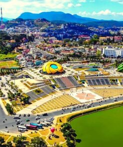 Tour Khám Phá Đà Lạt (Quảng Trường Lâm Viên – Puppy Farm – Dinh Bảo Đại – Green Hill) - Image 6