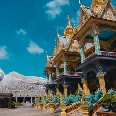 Tay Ninh - Ba Den Mountain - Mekong Delta Tour (5 Days 4 Nights)