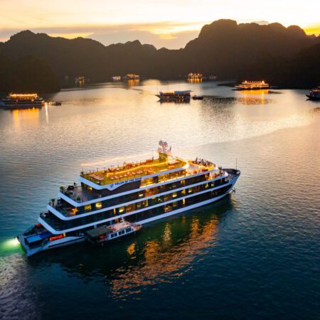 Rosy Cruise: 2D1N Ha Long & Lan Ha Bay Tour