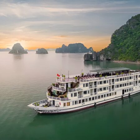 Crown Legend Cruise Ha Long (2 Days 1 Night) - 5-Star
