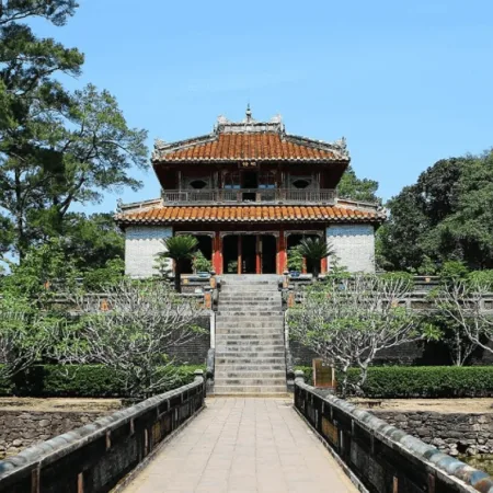 Tam Giang Lagoon - Phong Nha/Thien Duong Park - Hue City (3 Days 2 Nights)