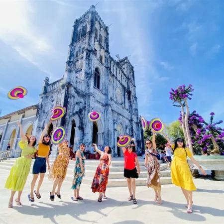 Nha Trang - Phu Yen Combined Tour (4 Days 3 Nights)