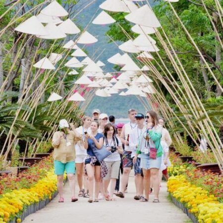 Nha Trang Tour - White Sands Region (4 Days 3 Nights)