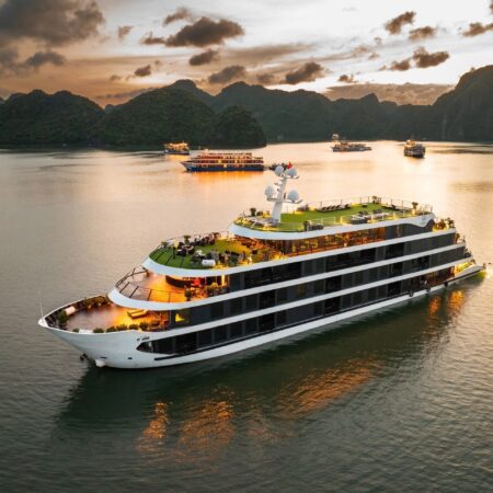 Venus Cruise Lan Ha (2 Days 1 Night) - 5-Star