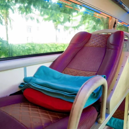 Ninh Binh - Da Nang Bus | Premium Sleeper Bus & Single Cabin