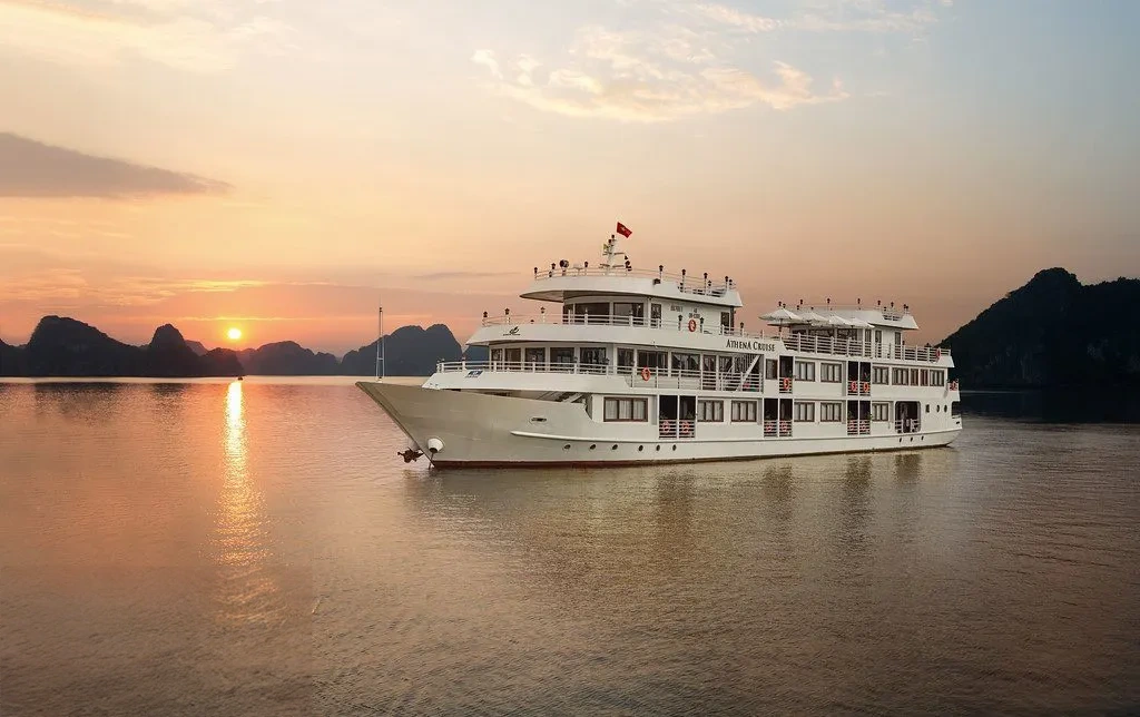 Athena 2D1N Cruise: Ha Long Bay, Sung Sot, Ti Top