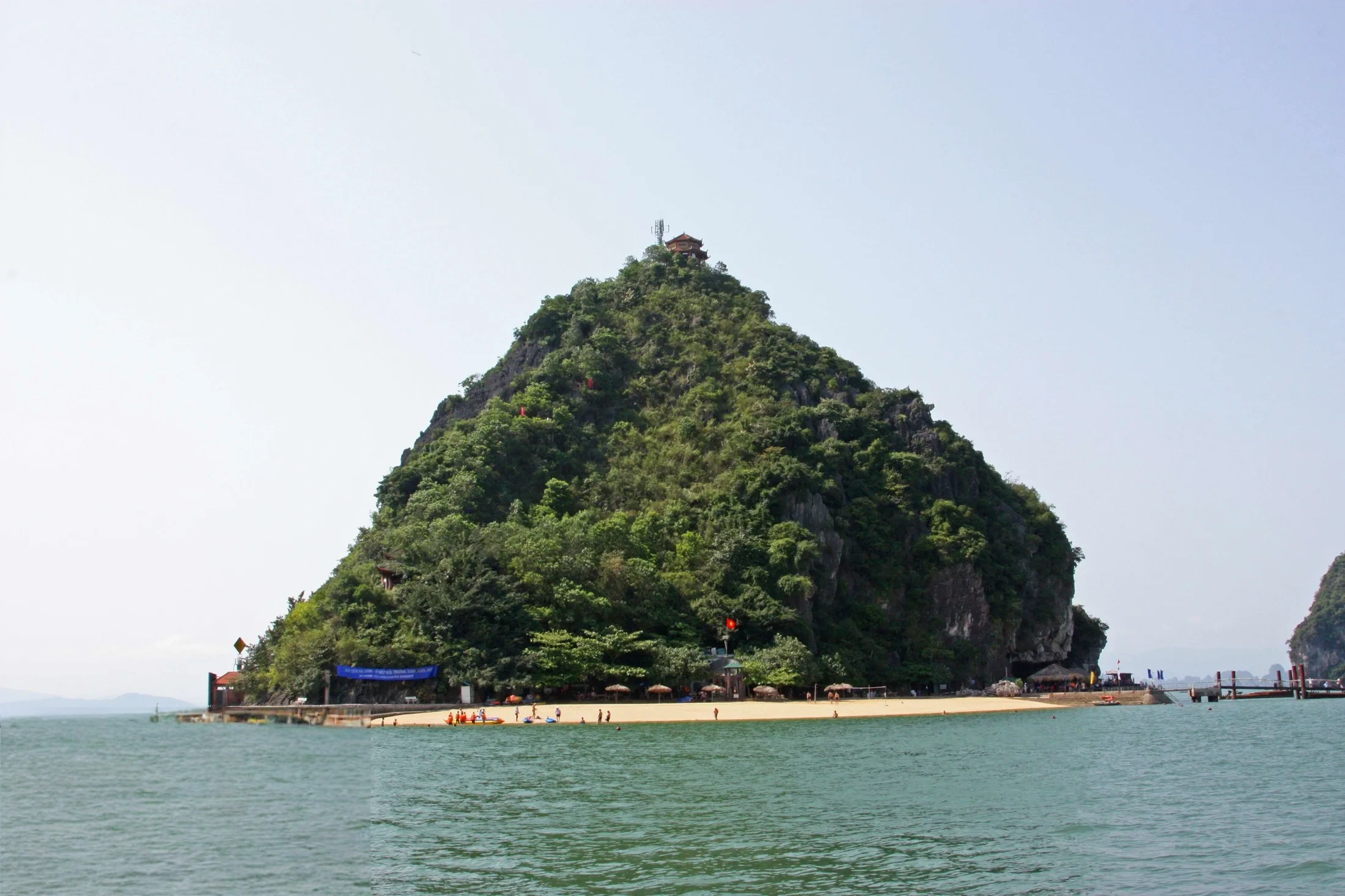 Athena 2D1N Cruise: Ha Long Bay, Sung Sot, Ti Top