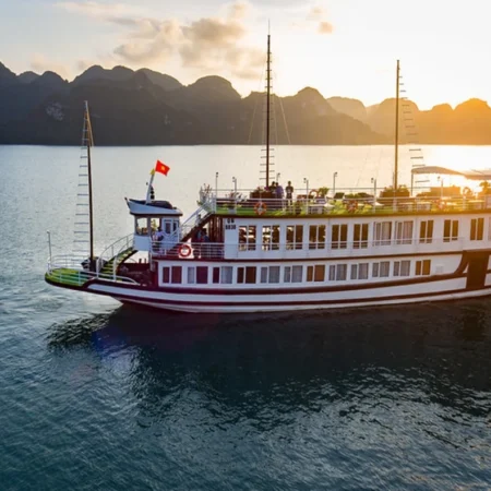Lavender Elegance 2D1N Cruise: Ha Long Bay with Sung Sot & Ti Top